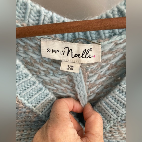 Beautiful Simply Noelle Long sweater vest in blue and greys. Size S/M (8/10) - Picture 3 of 4